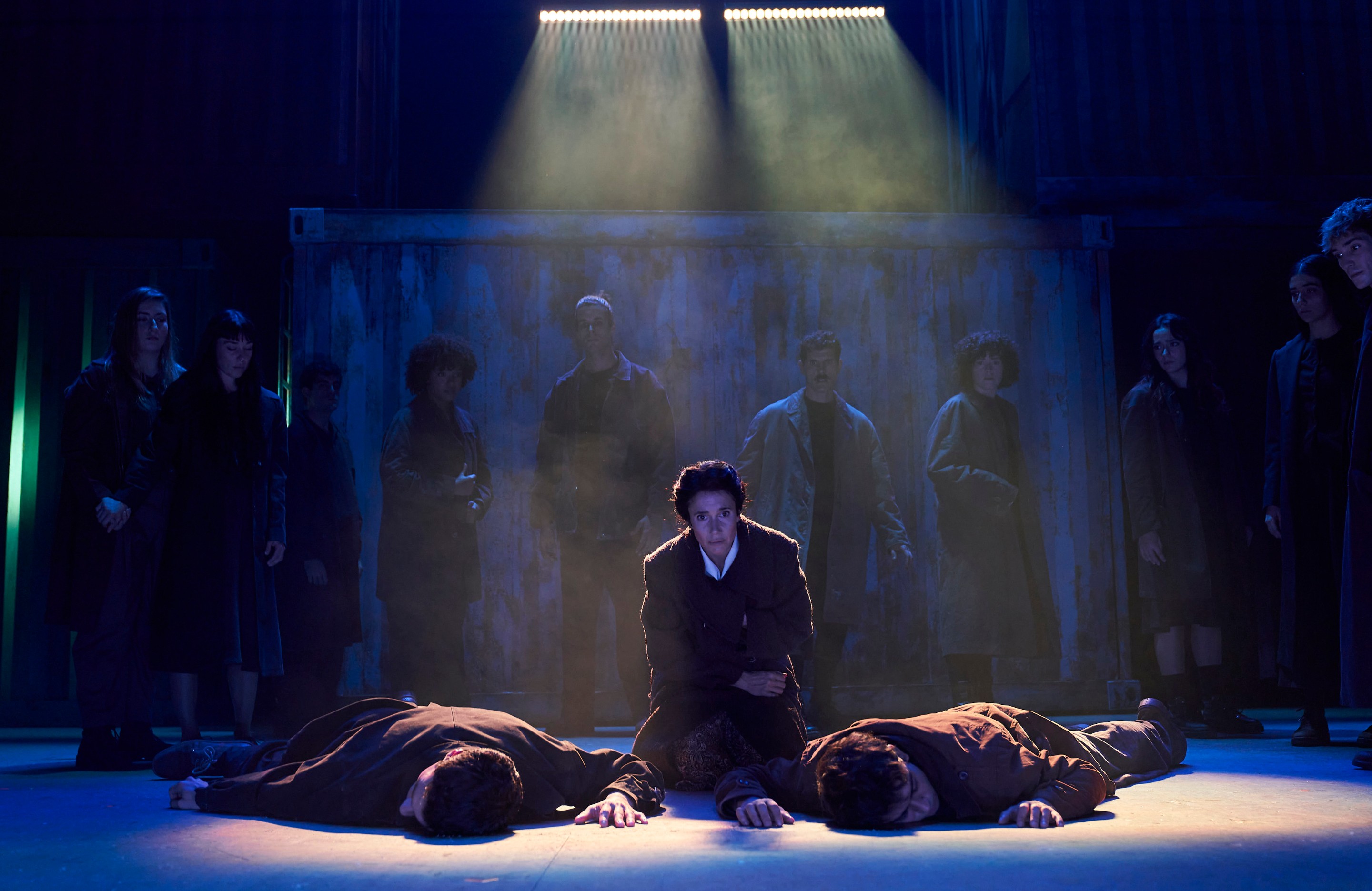 <p>germans&nbsp;de&nbsp;sang&nbsp;al&nbsp;teatre&nbsp;condal&nbsp;de&nbsp;barcelona</p>