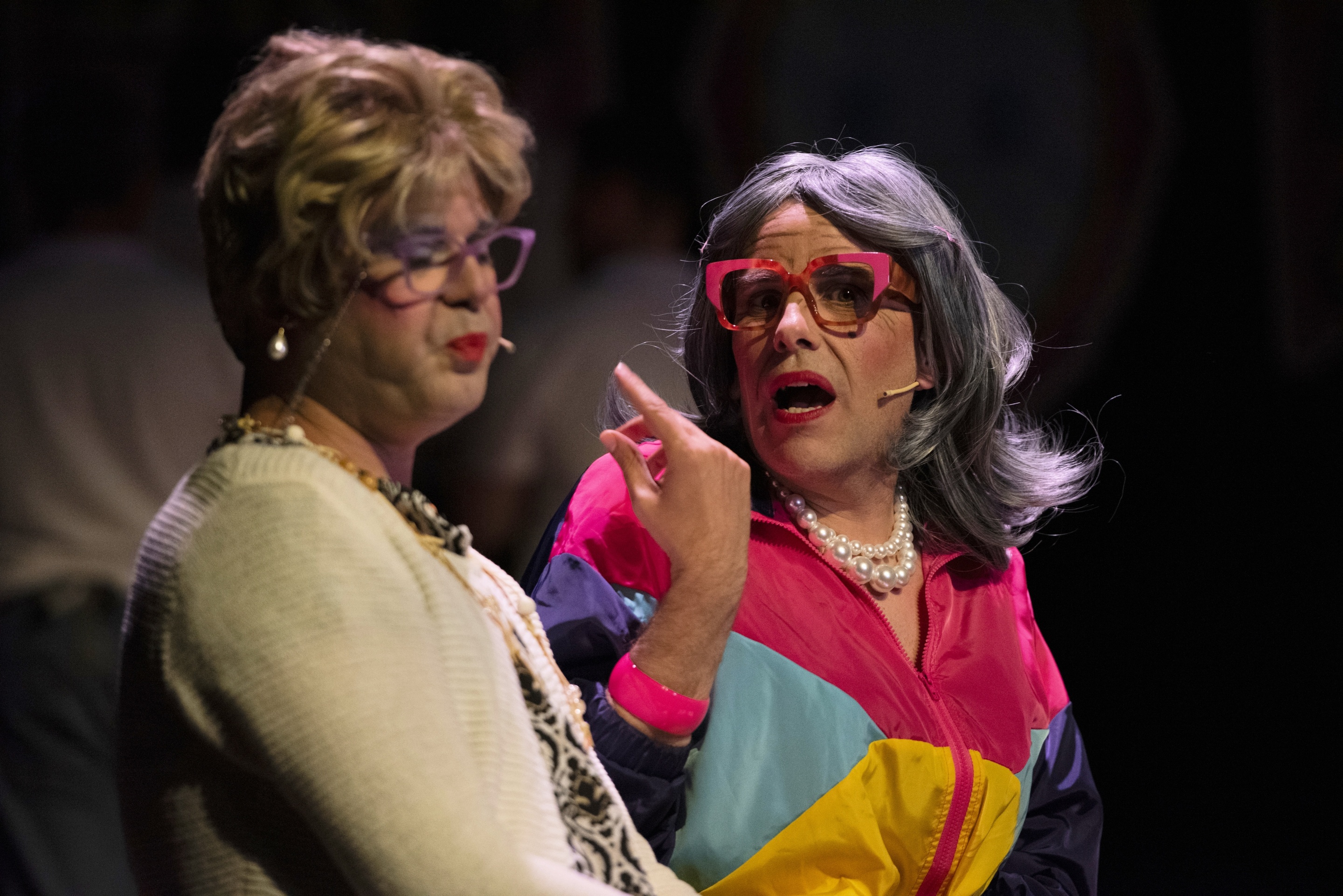 SafeValue must use [property]=binding: <p>shampoo&nbsp;de&nbsp;barcelona&nbsp;gay&nbsp;men's&nbsp;chorus&nbsp;al&nbsp;teatre&nbsp;condal</p> (see https://angular.dev/best-practices/security#preventing-cross-site-scripting-xss)