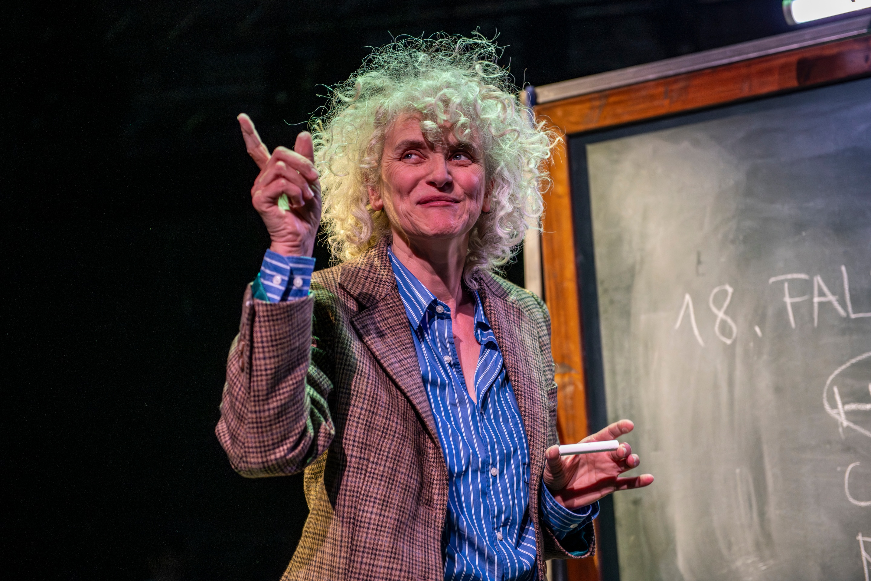<p>lultim&nbsp;atom&nbsp;al&nbsp;teatre&nbsp;goya&nbsp;de&nbsp;barcelona</p>