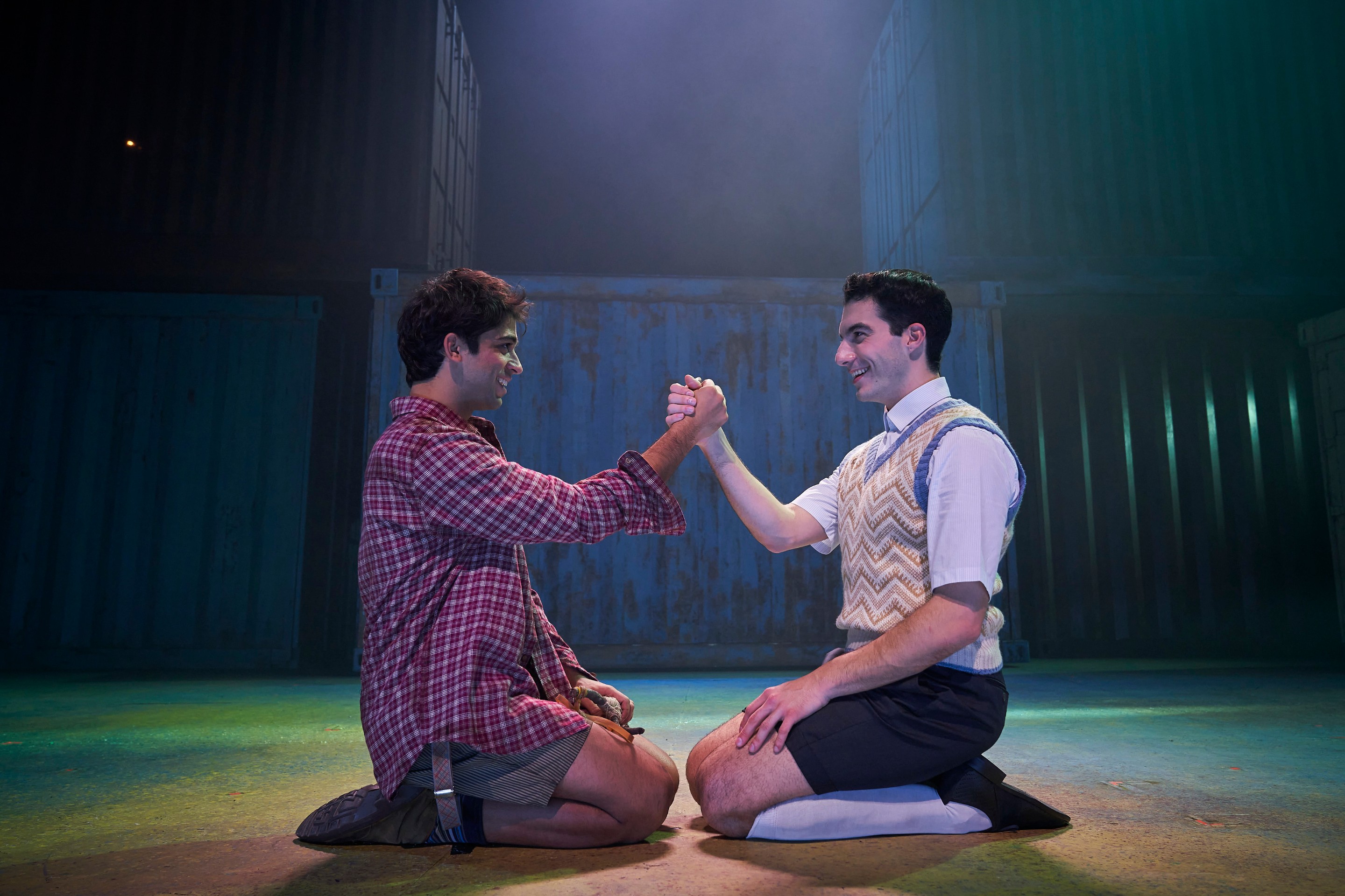 germans de sang al teatre condal