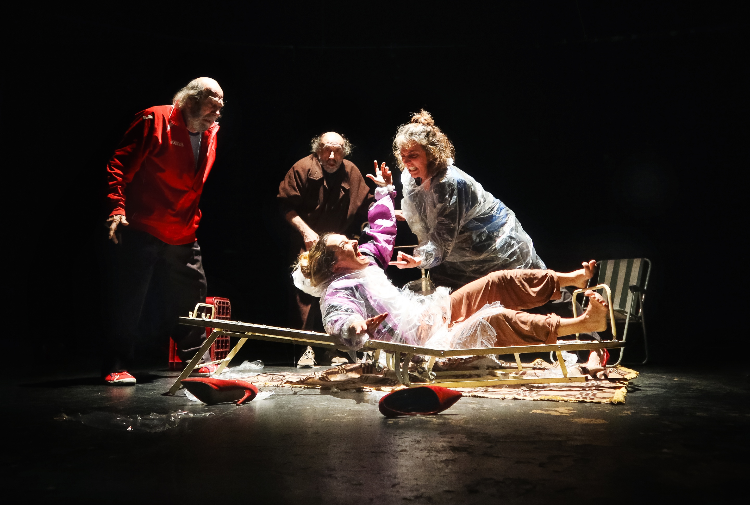 <p>todos&nbsp;los&nbsp;angeles&nbsp;alzaron&nbsp;el&nbsp;vuelo&nbsp;-&nbsp;teatre&nbsp;romea</p>