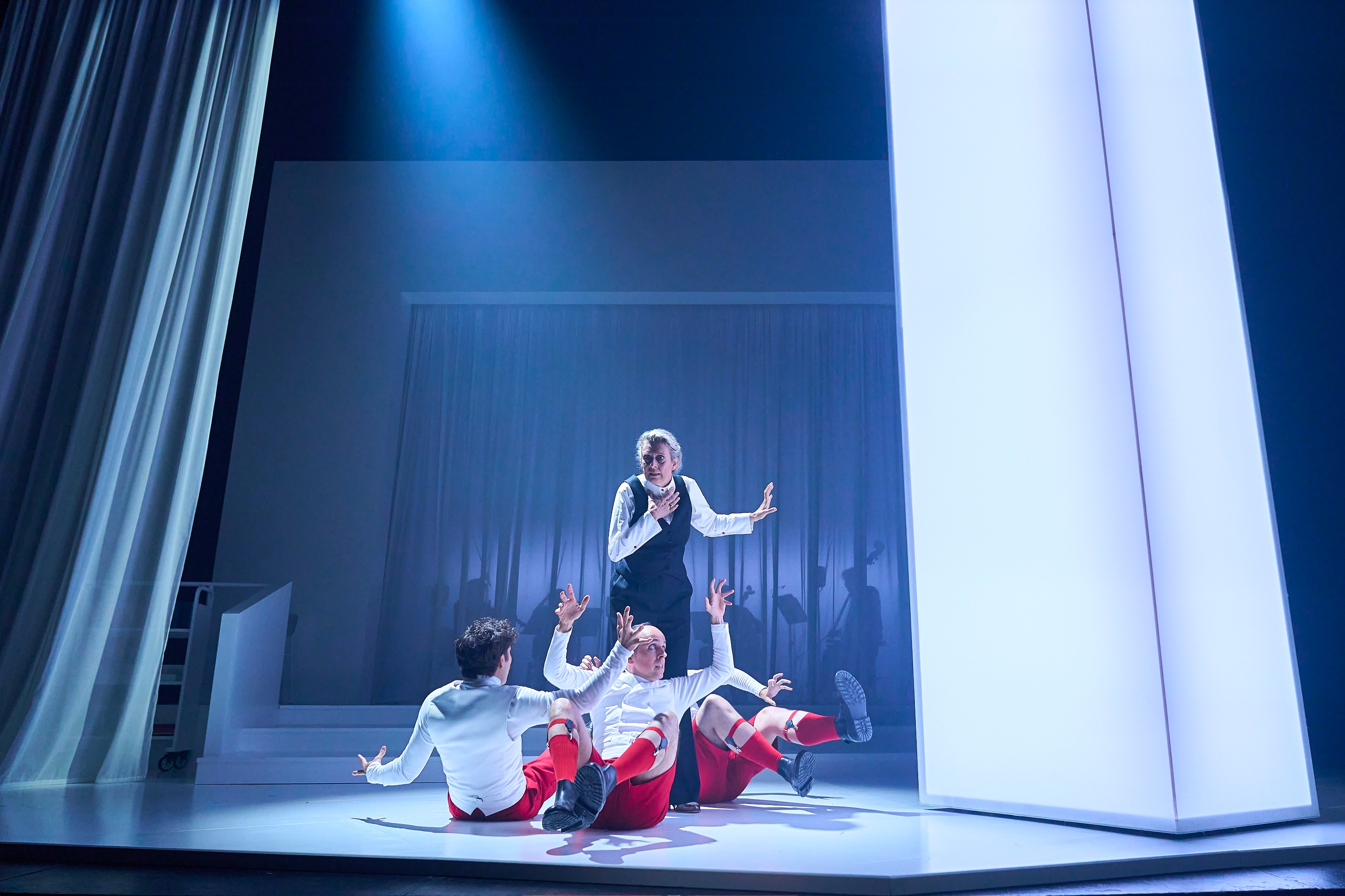 <p>el&nbsp;retrat&nbsp;de&nbsp;dorian&nbsp;gray&nbsp;al&nbsp;teatre&nbsp;romea</p>