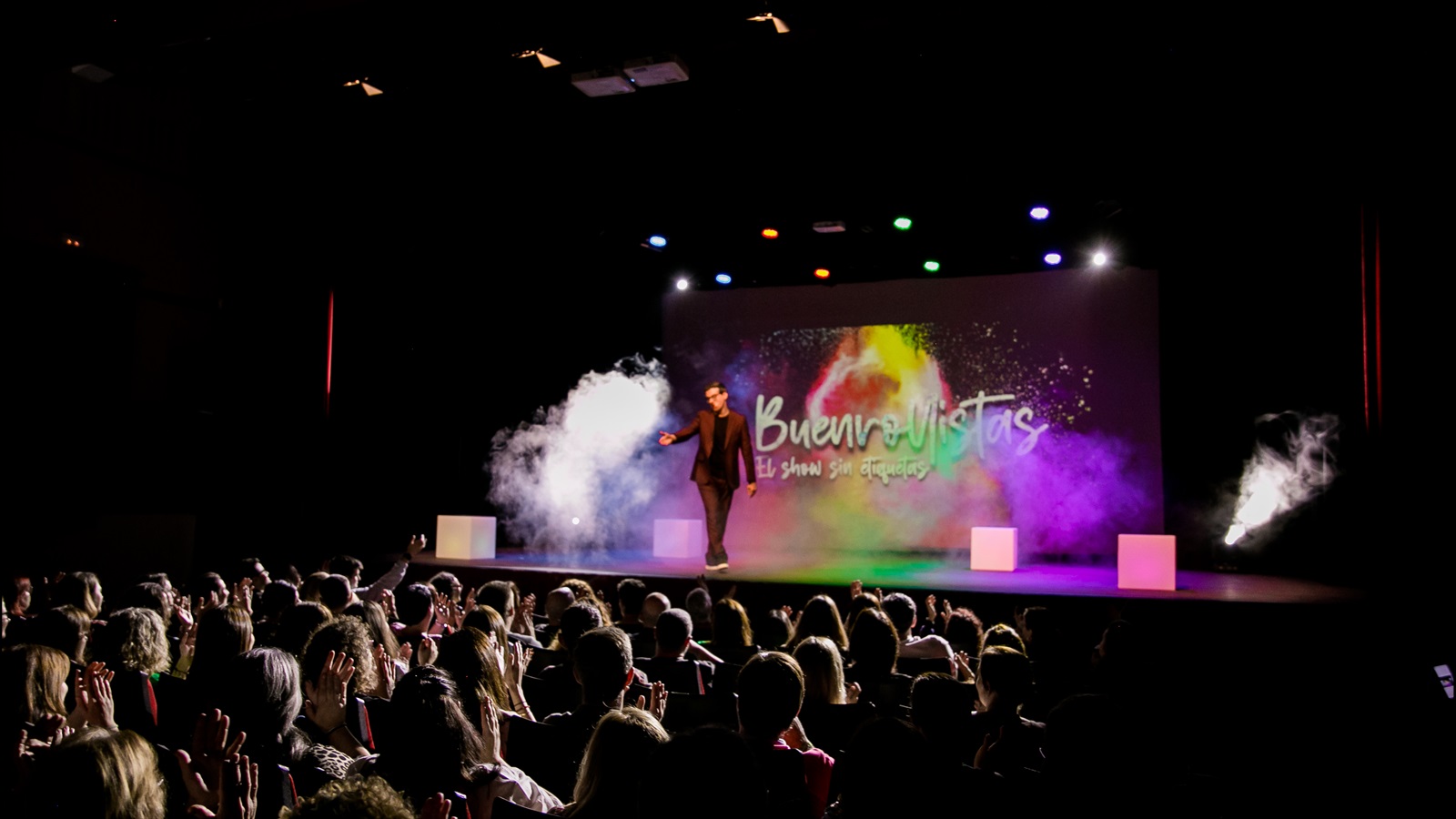 buenrollistas en el teatre condal