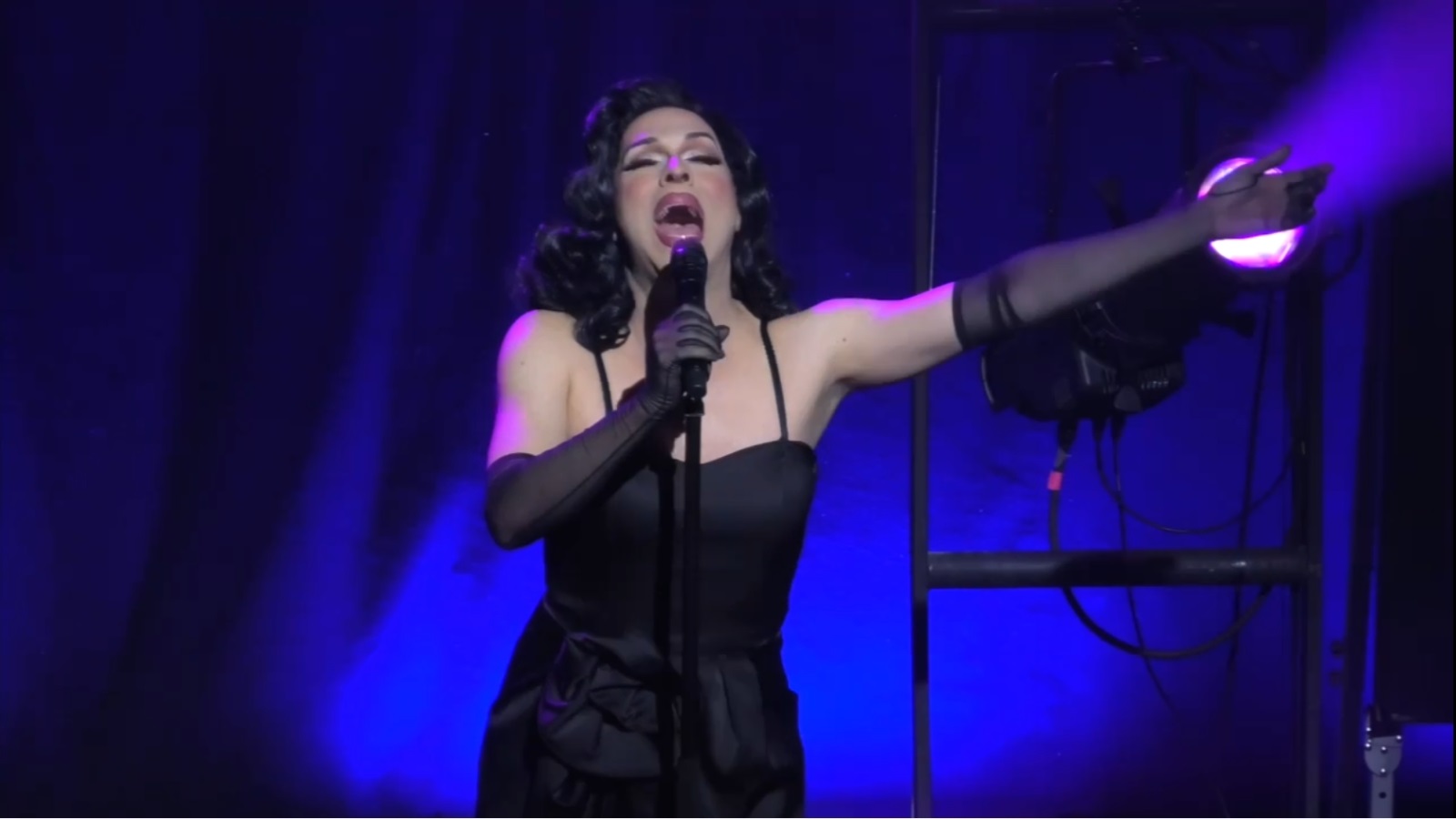 sharonne the big star show al teatre condal