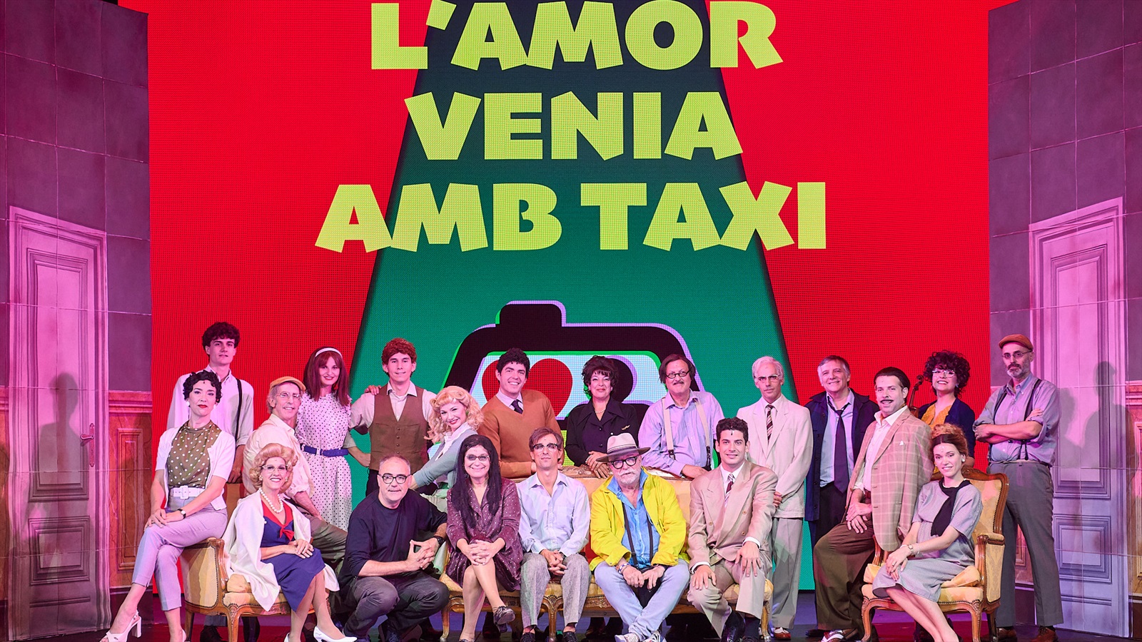 l'amor venia amb taxi al teatre romea