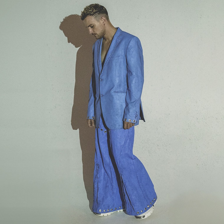 VÍCTOR ARBELO EN CONCERT